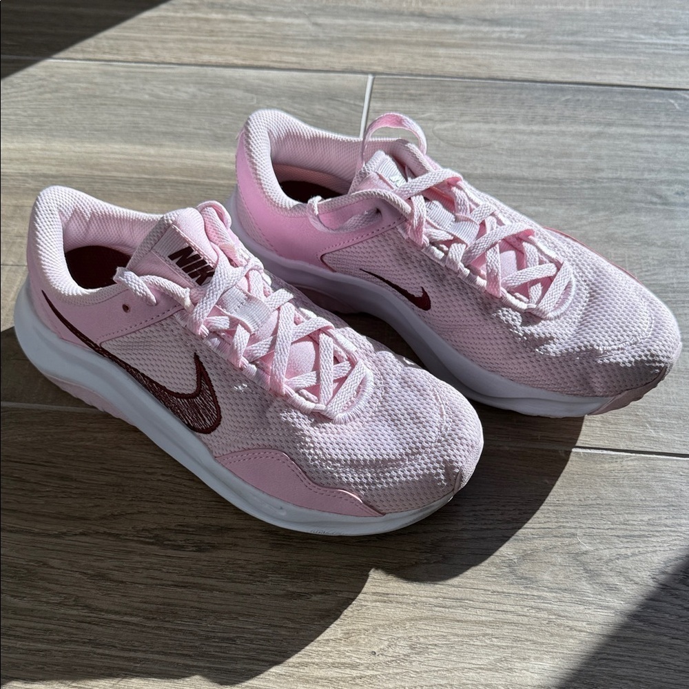 Nike Women’s Legend Sneakers